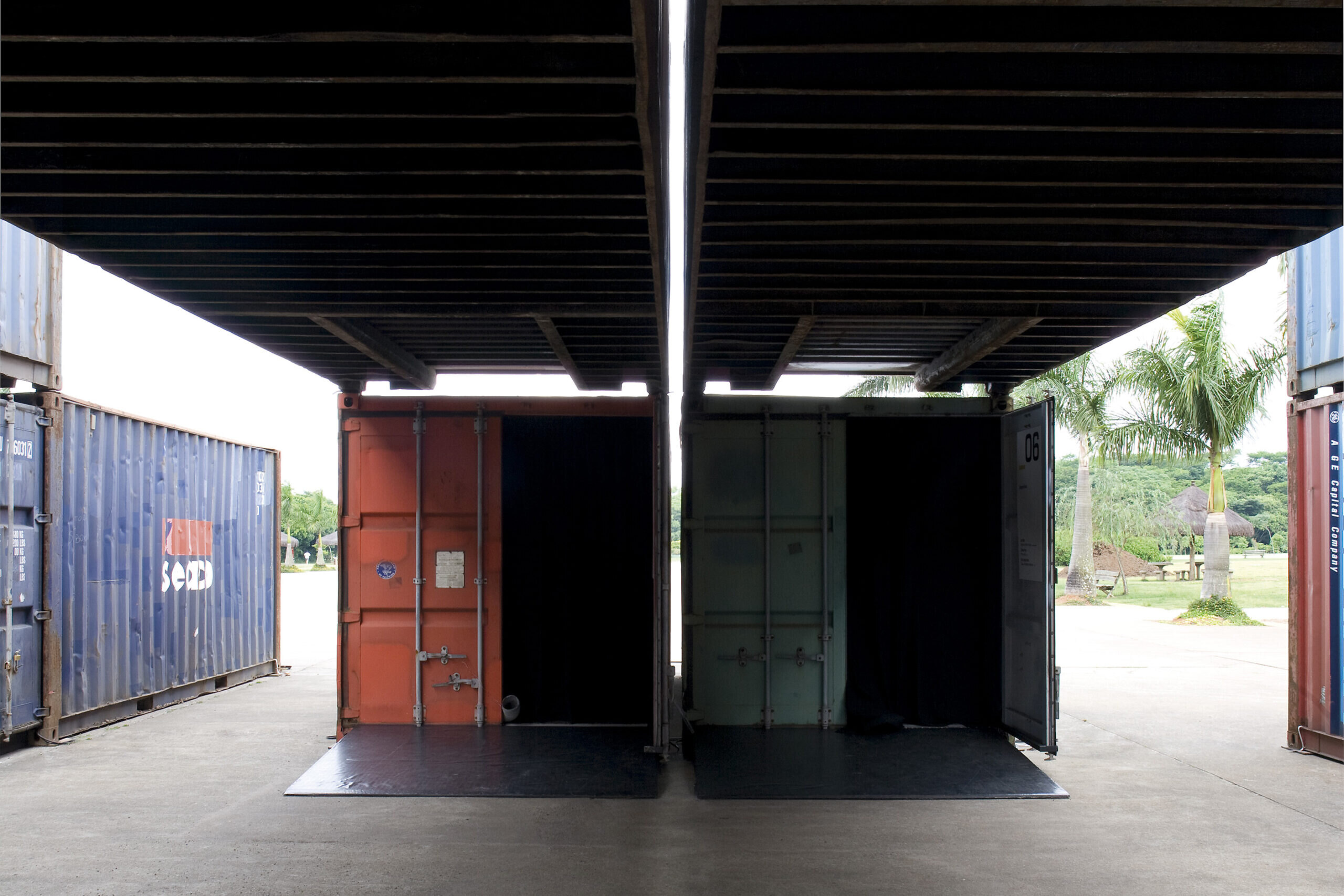 2008_container_art_5